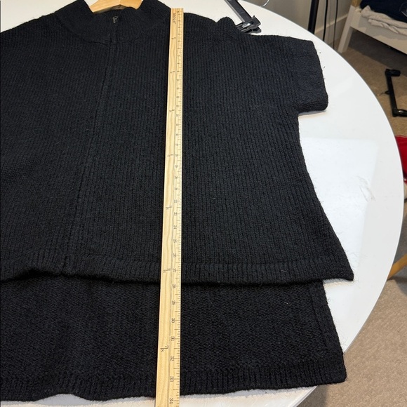 ELK Black Knit Alpaca Poncho with Zipper One Size - Picture 5 of 9